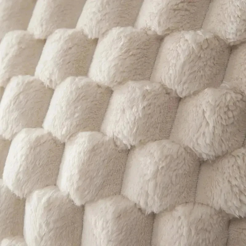 Pineapple Grid Cushion Cover